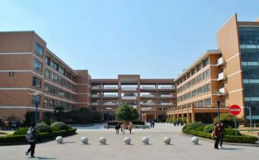 大学毕业时的自我鉴定通用6篇