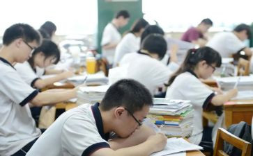 高一军训前校长讲话稿7篇