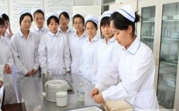 护理个人自我鉴定参考8篇