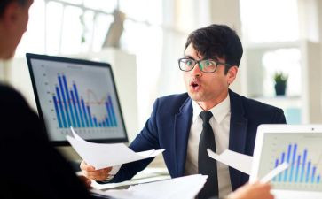 银行客户经理个人年终工作总结8篇