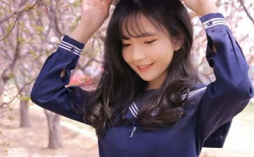 《女生女生》读后感参考8篇