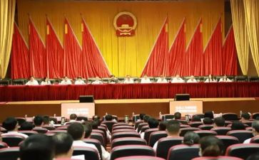 小小人大班教案8篇