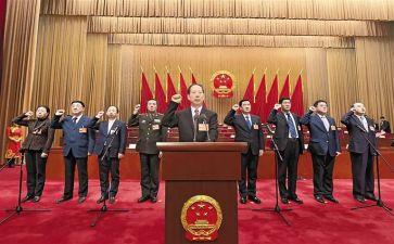 先进个人大学生事迹5篇