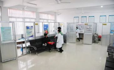 校医院个人主要事迹5篇