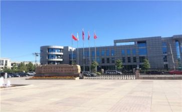 我在学校的生活作文600字7篇