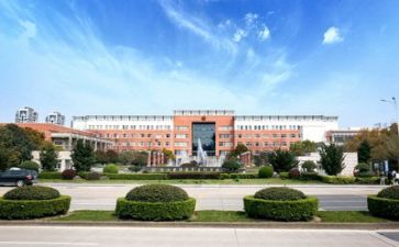 学校管理调研报告6篇