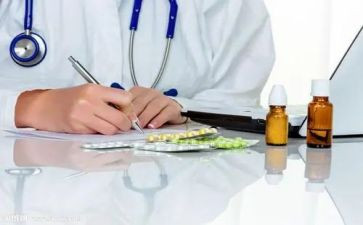医学个人自我鉴定范文8篇
